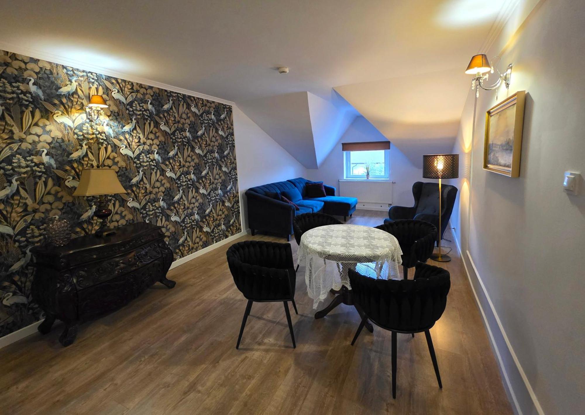 Hotel Kurpia Arte Новогрод Екстериор снимка