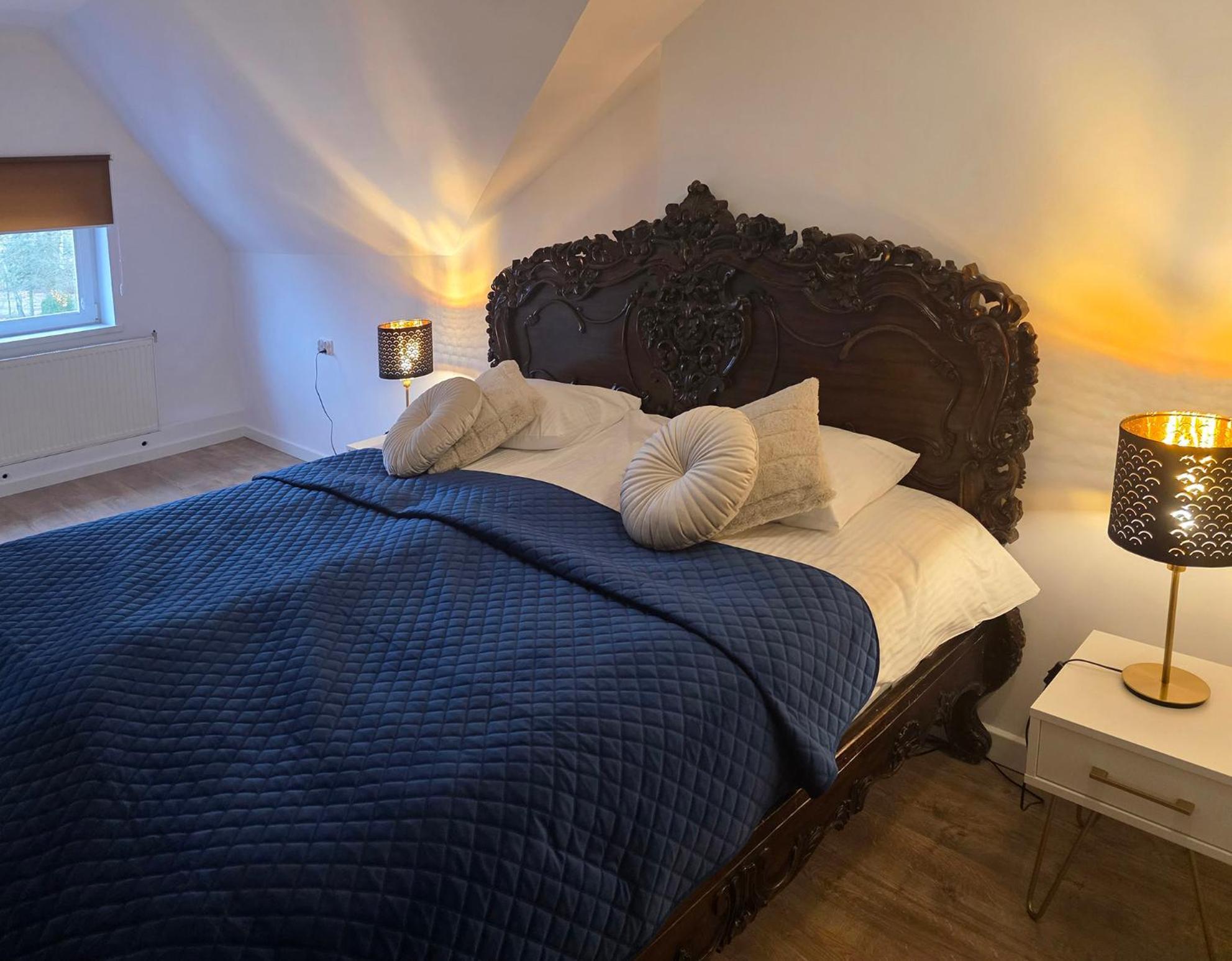Hotel Kurpia Arte Новогрод Екстериор снимка